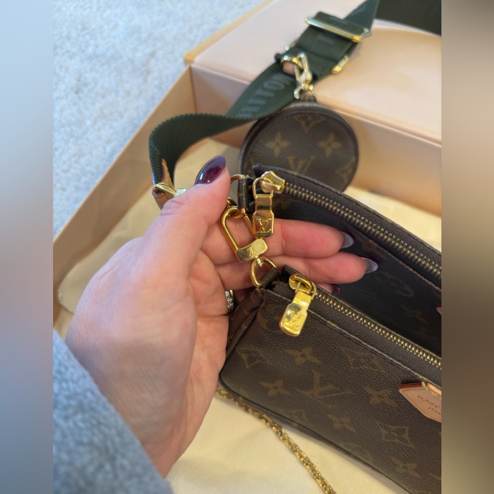 Louis Vuitton Multi Pochette Accessories Authentic Green - Picture 3 of 7